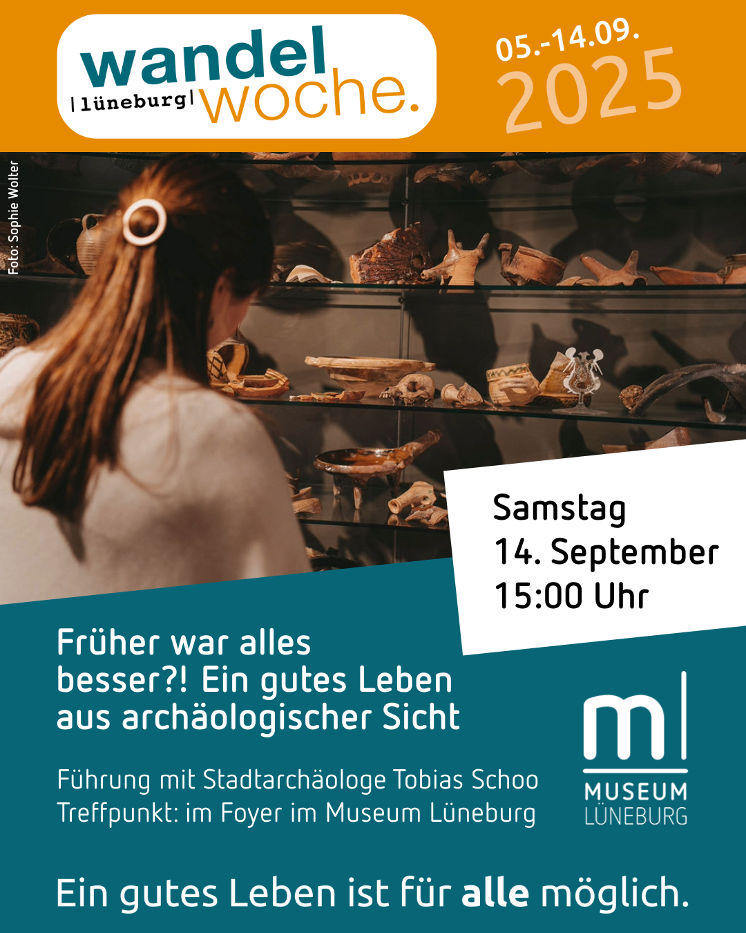 MLG_Programm_September_2025-9-09-14_WaWo_gutes Leben aus archäologischer Sicht Am Abendbrottisch – Jung & Alt im Gespräch: Wie geht gute Nachbarschaft. Illustration einer Hausfassade mit vier Balkonen und verschiedenen Nachbarn.
