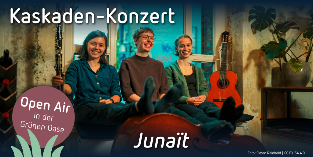 Website MLG Kachel-54-Kaskaden-Konzert Junait Kleines Abendbrot im Museumscafé Luna: verschiedene Appetithäppchen werden serviert, darunter Pumpernickel mit Frischkäse, Knabberstangen mit Pesto, Tomaten und Weintrauben.